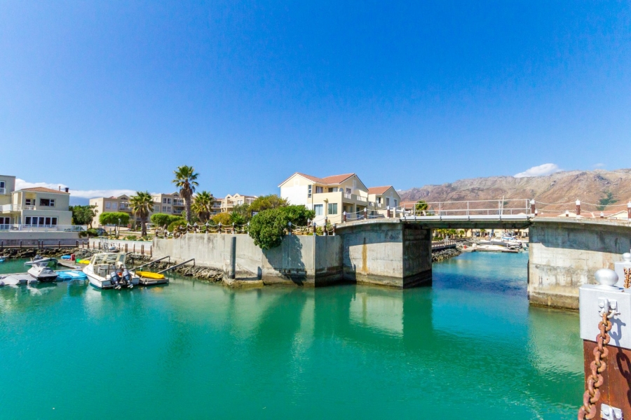 2 Bedroom Property for Sale in Harbour Island Western Cape